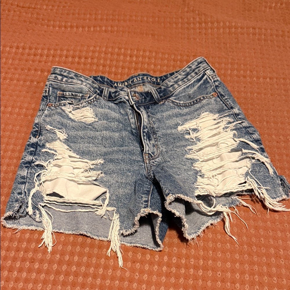 American Eagle highest rise baggy short